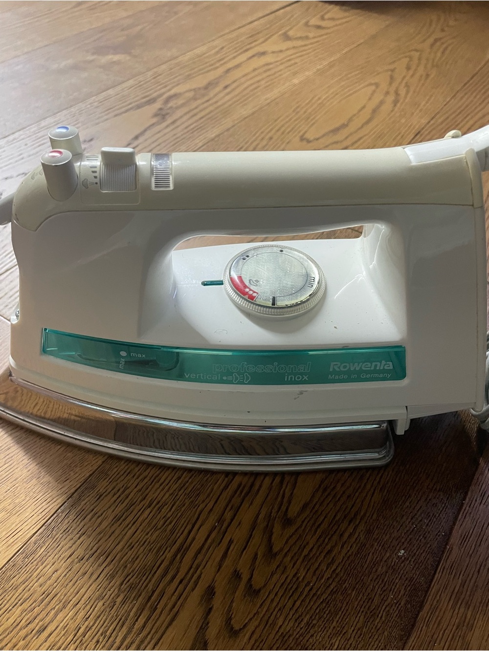 Rowenta Powerglide Steam Iron